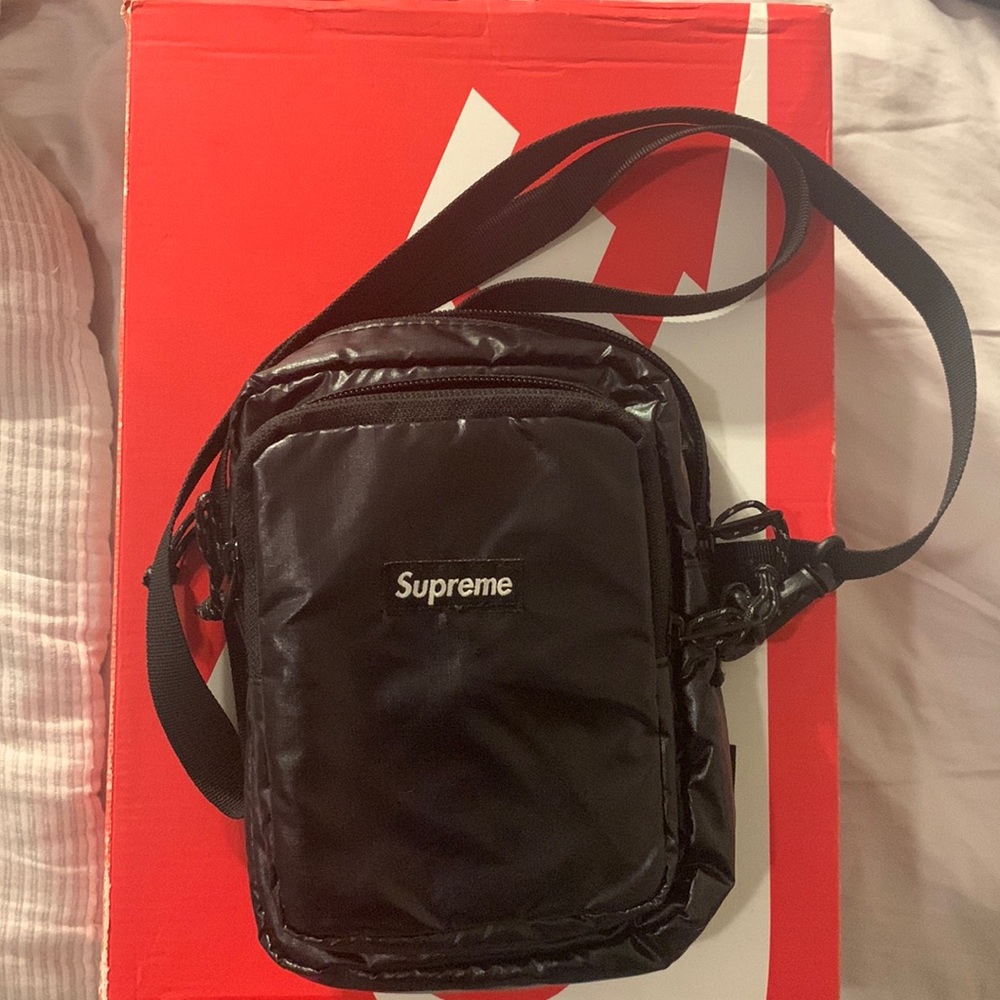 Supreme Cross body shoulder bag